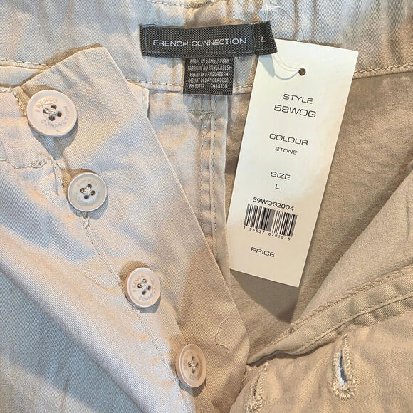 French Connection Mens Khaki Cargo Shorts Sz Large Beige Stone 10" Inseam Unisex - Picture 9 of 13